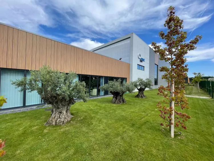 Entreprise de jardinier paysagiste dans le Val-d'Oise 95 - besoin d'un expert en création et entretien d'espaces verts